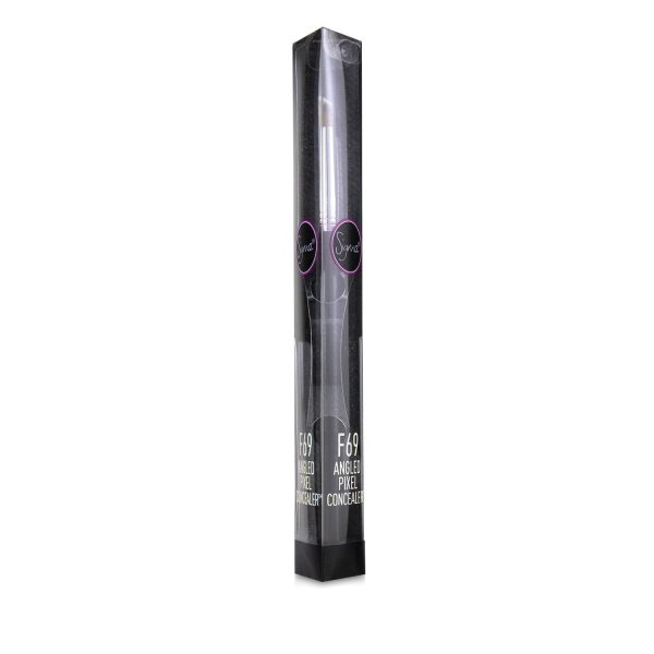 Sigma Beauty F69 Angled Pixel Concealer Brush on Sale